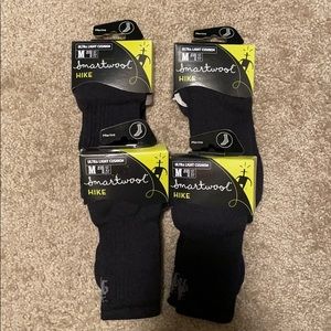 (4) Pairs Smartwool Men’s or Women’s MD socks
